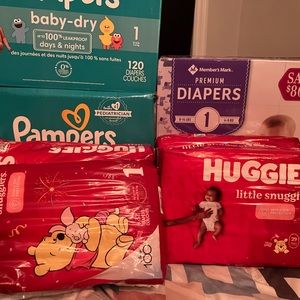 I’m selling infant diapers my daughter no longer fits or wears!!